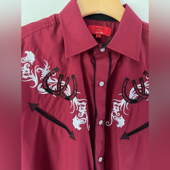 Patron Cito Maroon Floral & Horseshoe Embroidered Western Snap Button Shirt - Picture 11 of 11